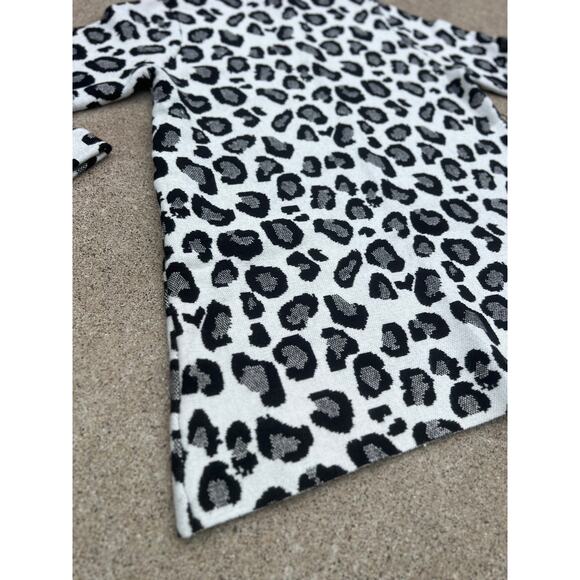 NEW Tahari Mock Neck Leopard Print 3/4 Sleeve Sweater – Size XS - Picture 2 of 5